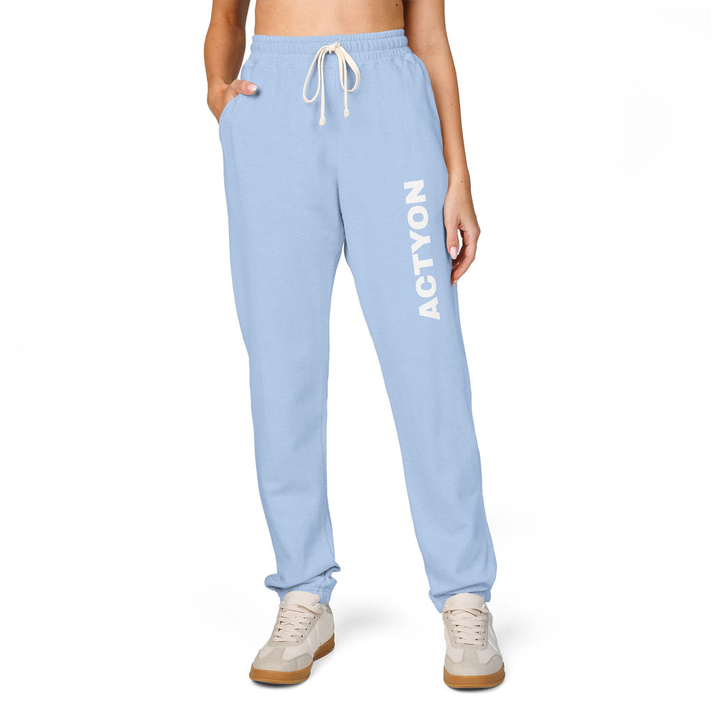 Unisex Garment-Dyed Fleece Sweatpants